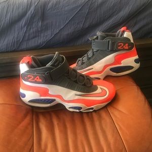 Men’s Nike 24s size 10.5 barely worn!